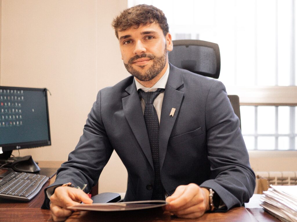 HOME.SERVICES_ITEMS.INMOBILIARIA_TITLE